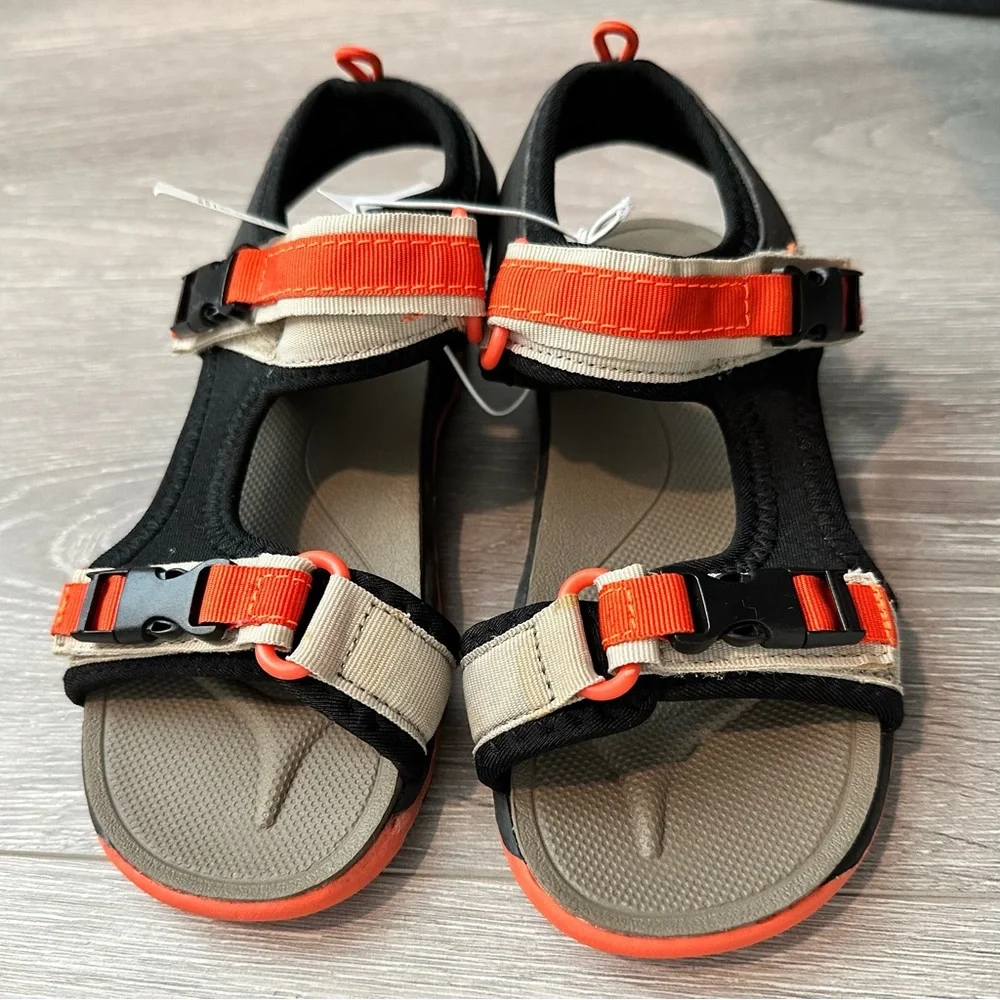 NWT. Old Navy Kids Sandals - Size 13